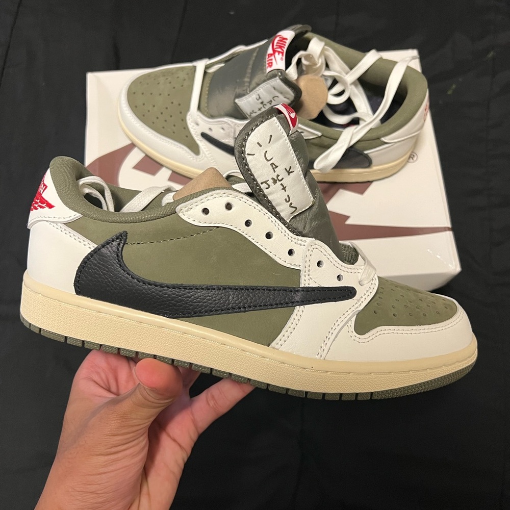 Travis Scott low Nike air
